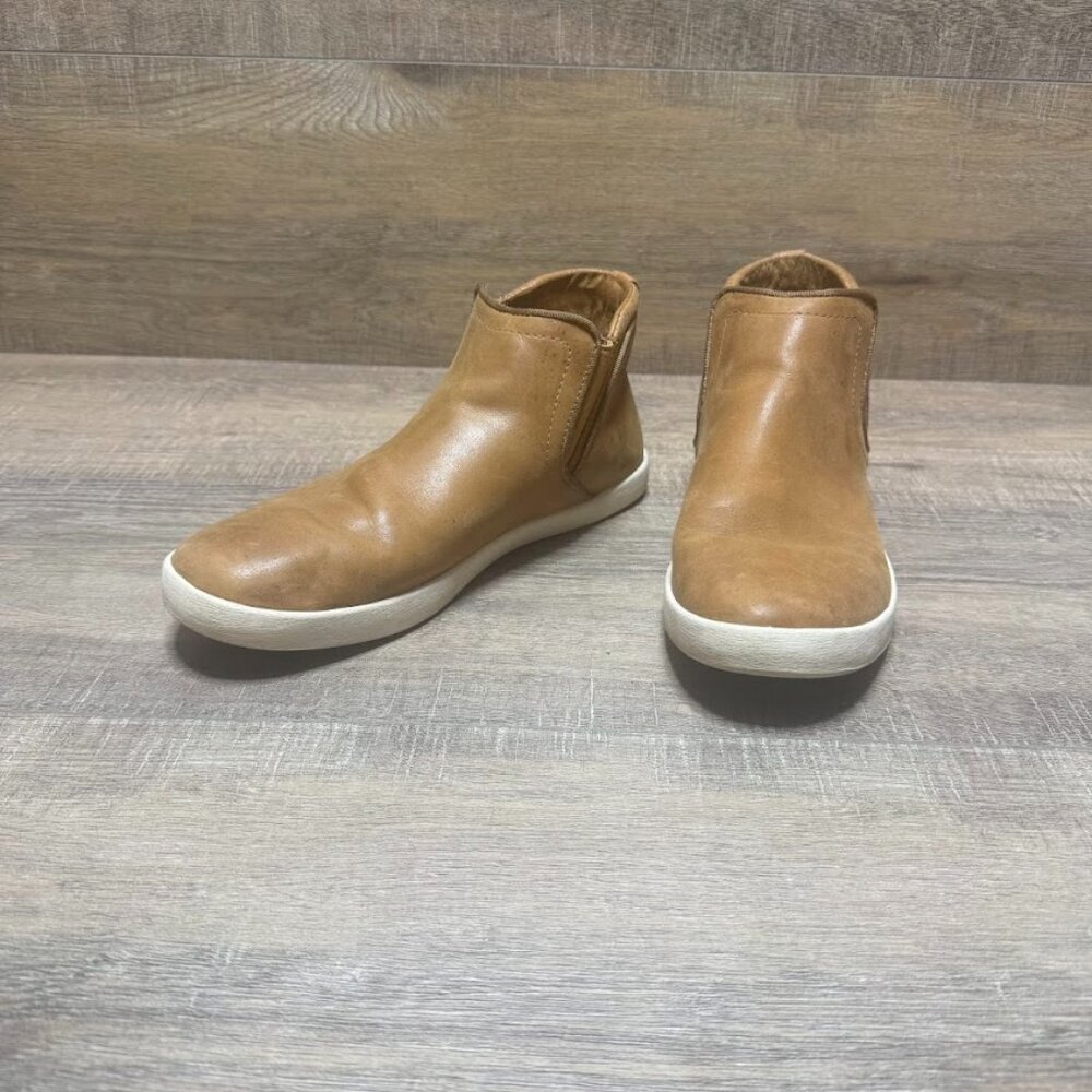 Teva Willow Tan Leather Chelsea Ankle Boots Women's Size 8